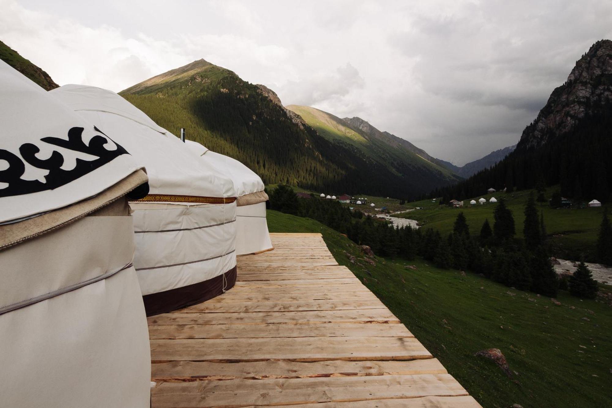 Eco Yurt Camp Arashan Hotel Teploklyuchenka Exterior foto